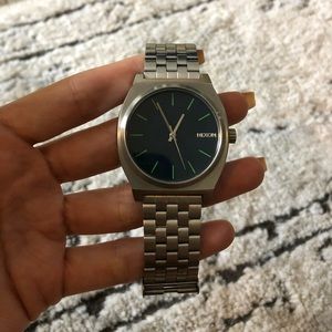 Nixon Timeteller silver watch